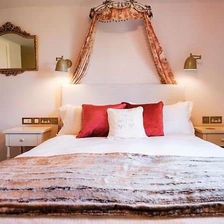 The Bower Inn Μπριτζγουότερ Εξωτερικό φωτογραφία A bedroom at the hotel