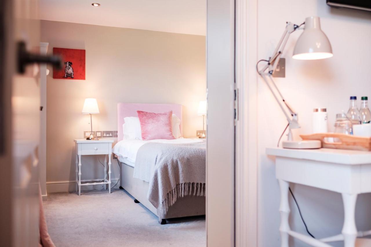 The Bower Inn Μπριτζγουότερ Εξωτερικό φωτογραφία A room at the hotel